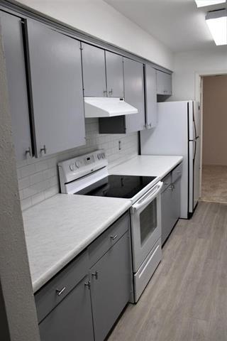 Building Photo - 6060 Birchbrook Dr