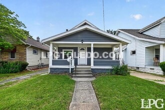 Building Photo - 544 Woodsdale Ave