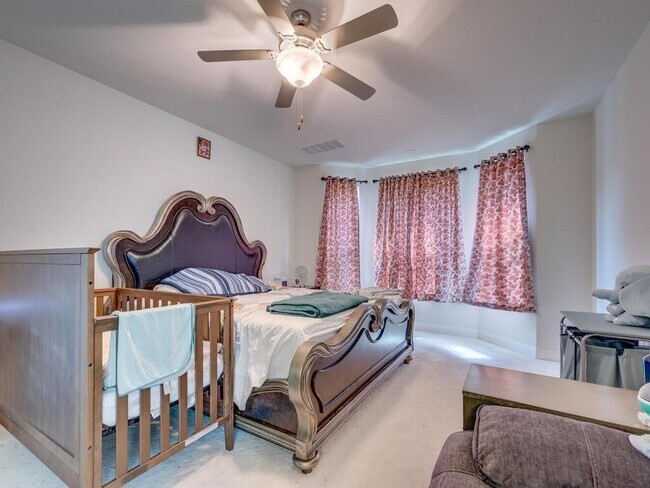 Building Photo - 4504 Tanglewood Estates Dr