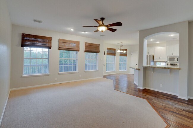 Building Photo - 10218 Scull Creek Dr