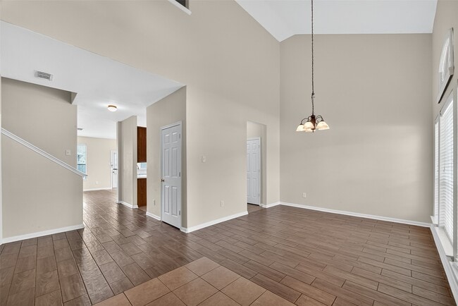 Building Photo - 2711 Shallow Falls Ct