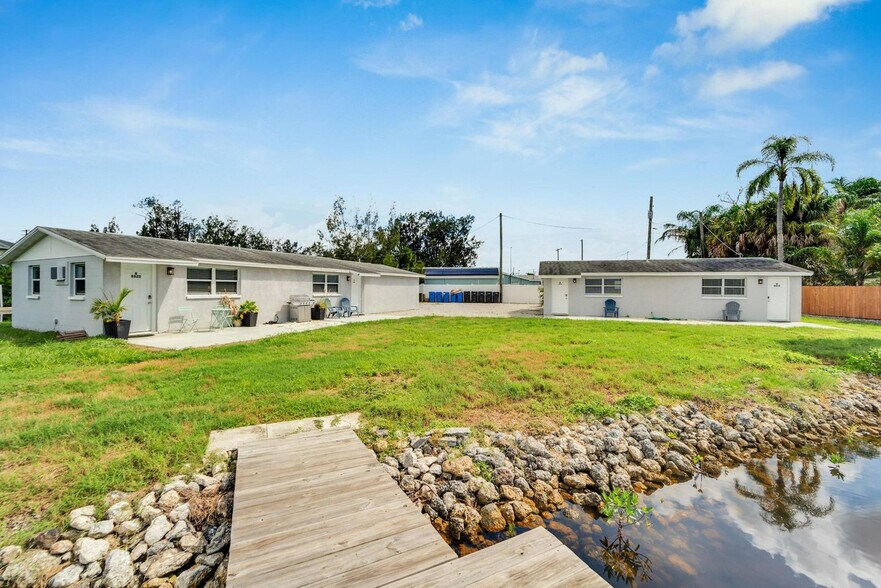Building Photo - 8820 Rocky Creek Dr