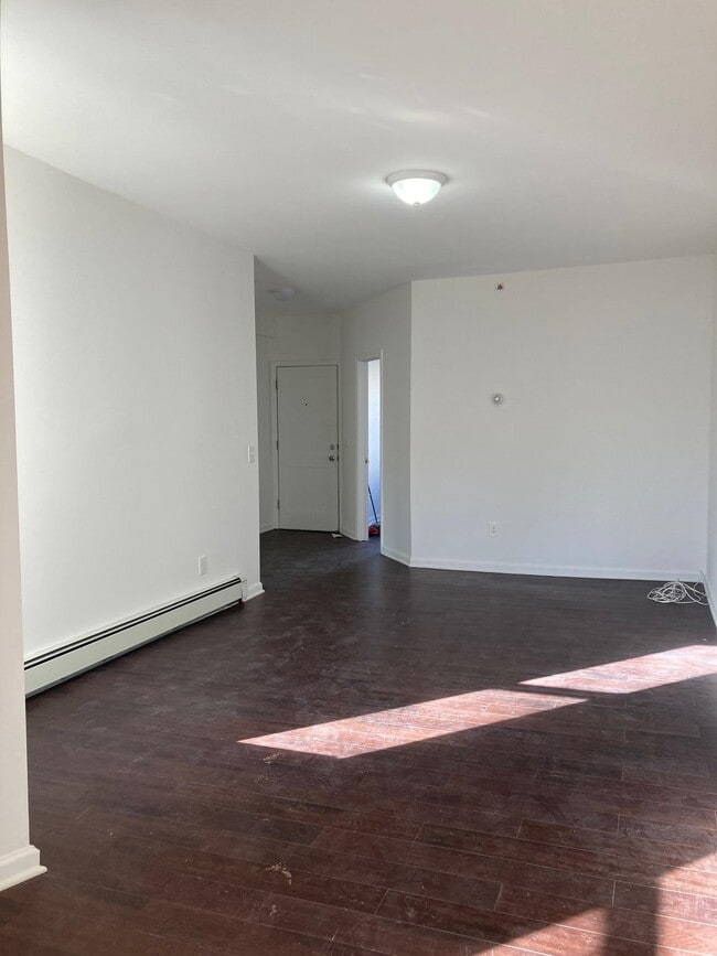 Building Photo - 63 Belmont Ave