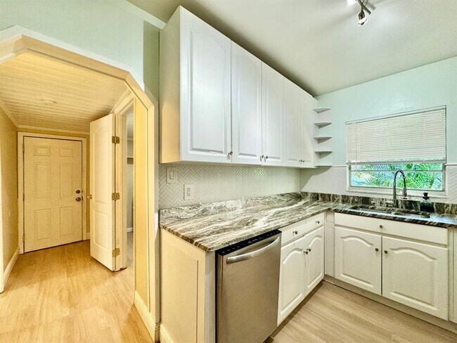 Building Photo - 3511 Bishop Eddie Newkirk Wy