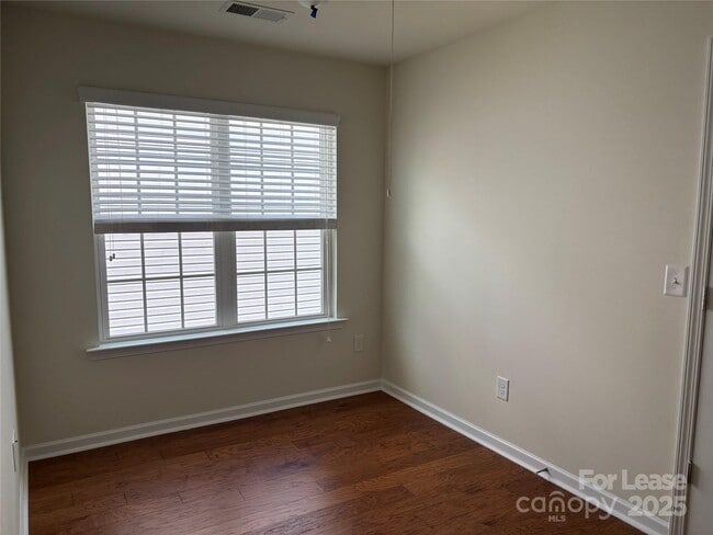 Building Photo - 78123 Rillstone Dr