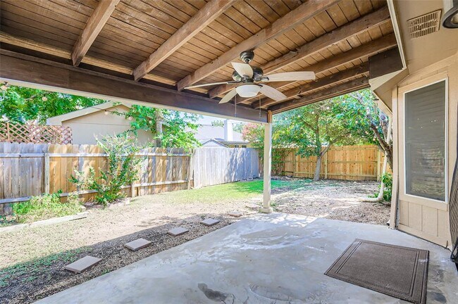 Building Photo - 903 Jasmine Trail