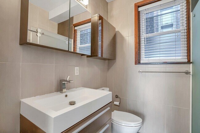 Building Photo - 57 Highwood Terrace