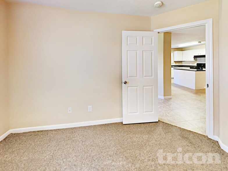 Building Photo - 5746 Butch Canyon