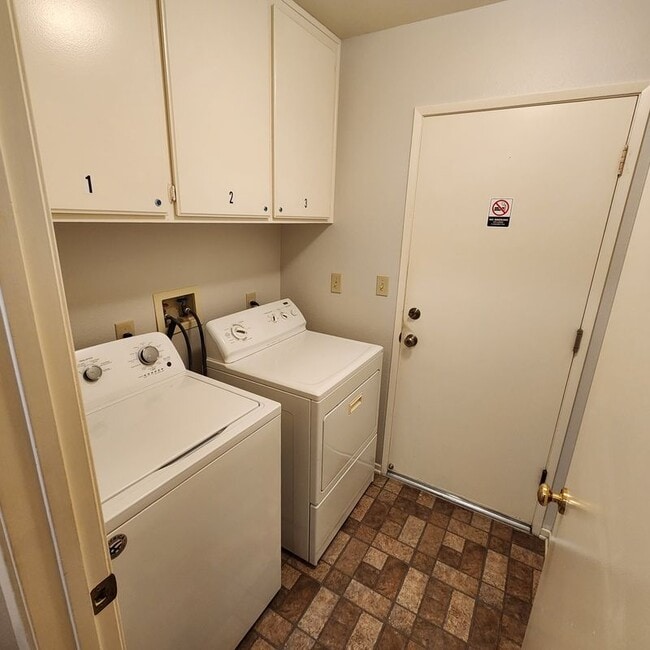 Building Photo - 29806 Coral Tree Ct