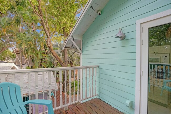 Building Photo - 1115 SW 4th St