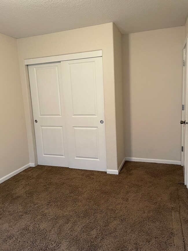 Building Photo - 17872 SW Niks Dr