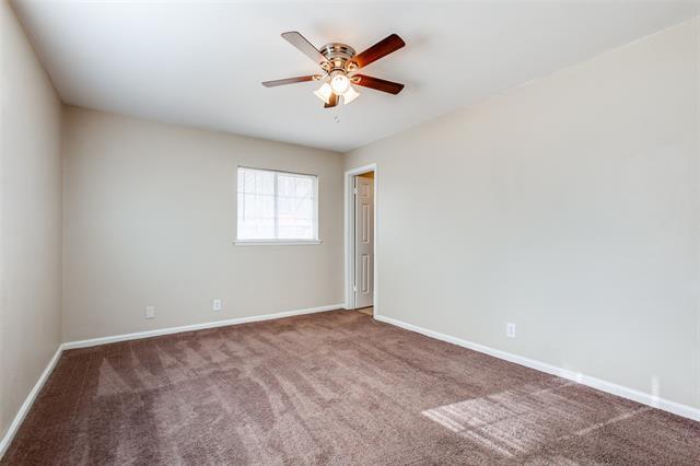 Building Photo - 811 Brentwood Ln