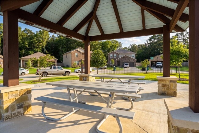 Building Photo - 3603 Admiralty Dr