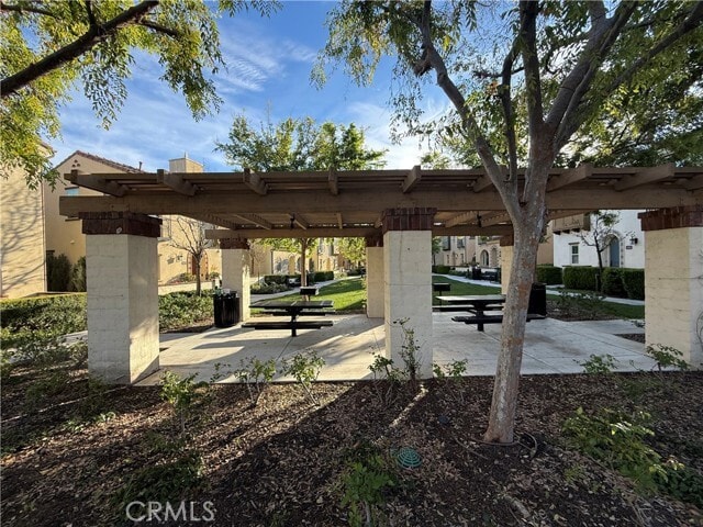 Building Photo - 444 Maravilla Ln