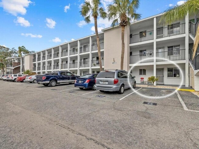 Primary Photo - 2047 Canal Dr