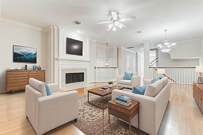 Building Photo - 30 Waugh Dr