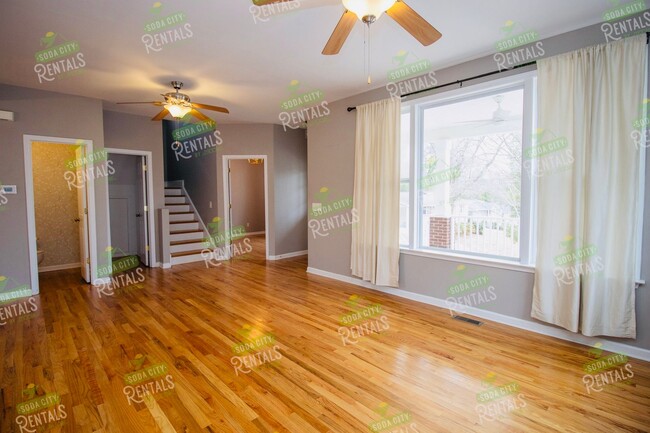 Building Photo - Available Now for Immediate Move In OR Pre...