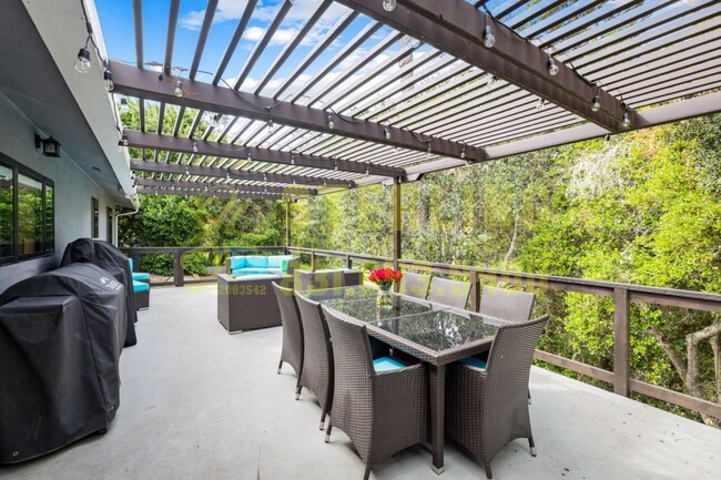 Building Photo - 2040 Marsala Cir