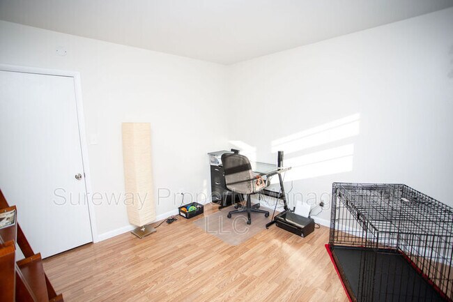 Building Photo - 522 Jersey Ave