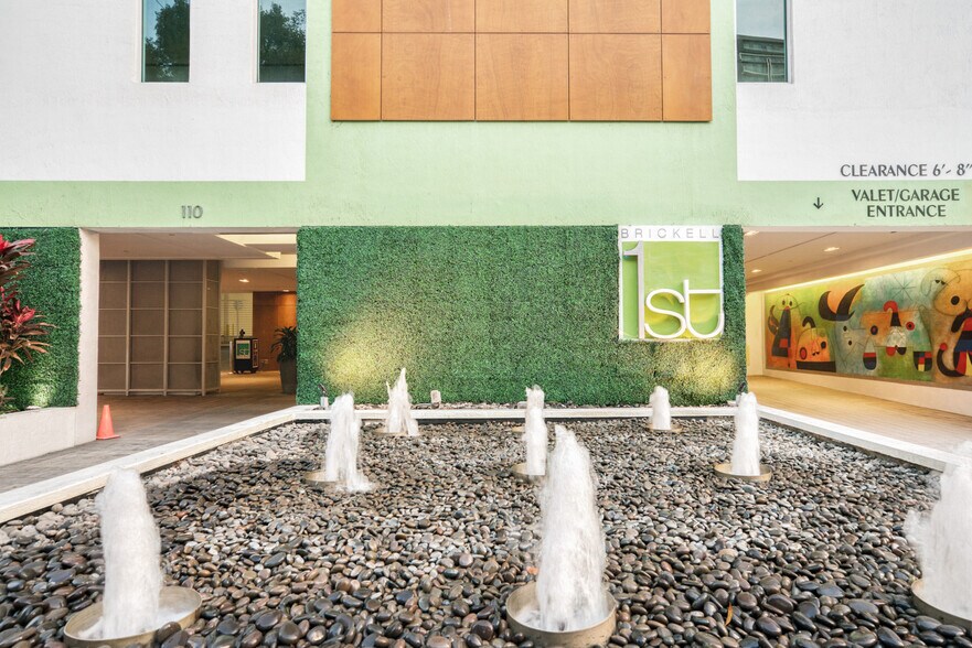 Building Photo - 110 SW 12th St