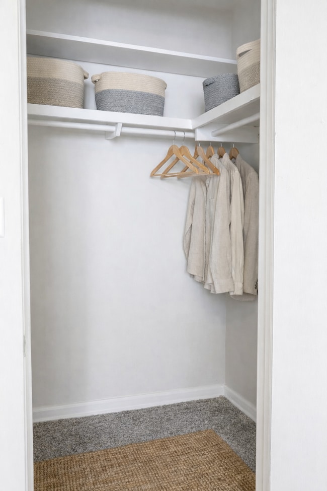 Floorplan - Northlake Apartments