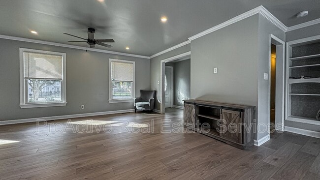 Building Photo - 5100 Shenstone Dr