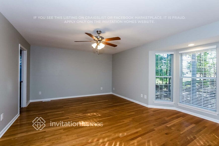 Building Photo - 16119 Amber Field Dr