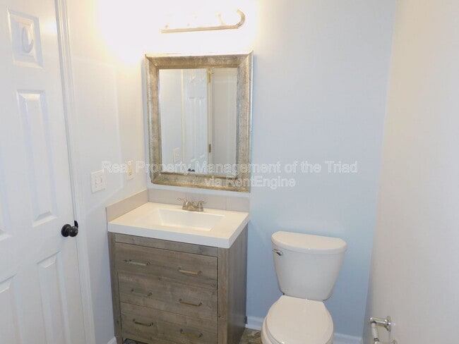 Building Photo - 150 James Rd