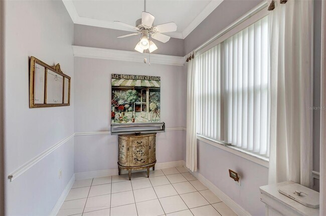 Building Photo - 2500 Castle Pines St