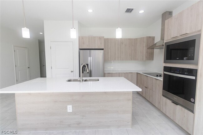 Building Photo - 1253 Argosy Rd