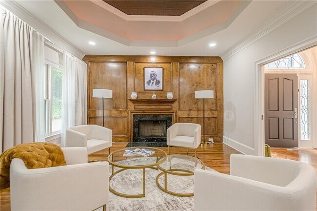 Building Photo - 700 S Brighton Ct