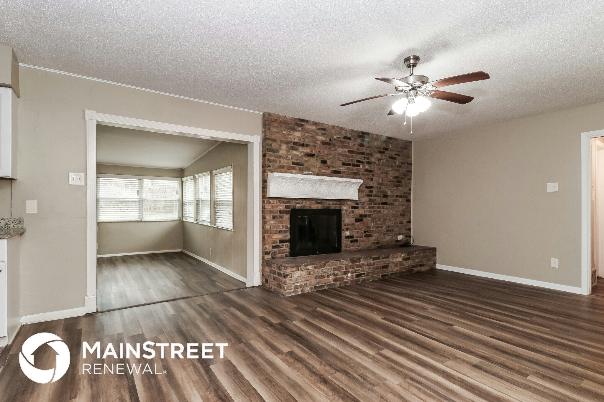 Building Photo - 3812 Glenmont Dr