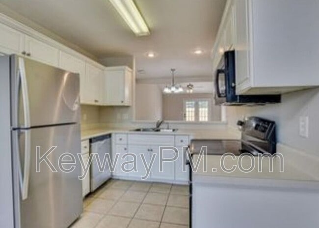 Building Photo - 1133 Bison Way
