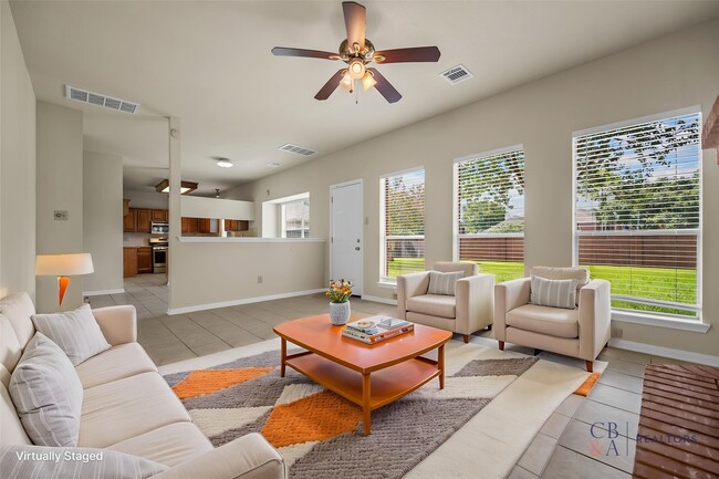 Building Photo - 4922 Moss Run Dr