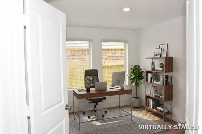 Building Photo - 5135 Sunvalley Bend Dr
