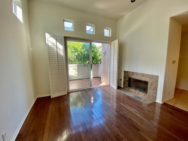 Building Photo - 7513 Hannum Ave