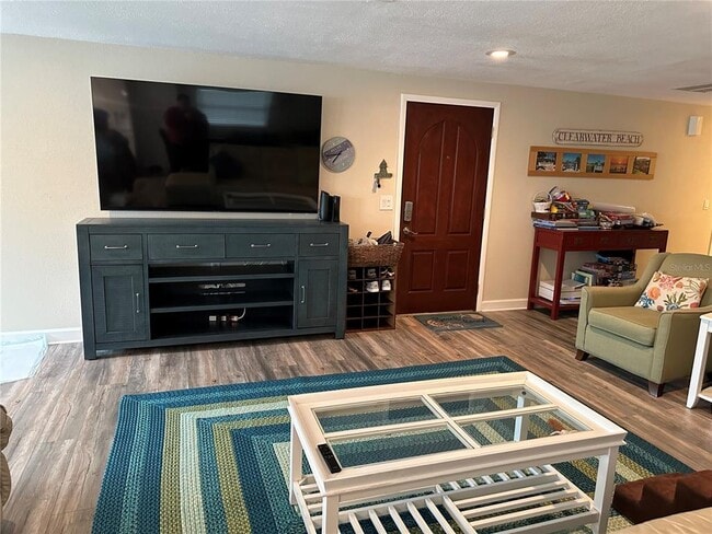 Building Photo - 745 Eldorado Ave