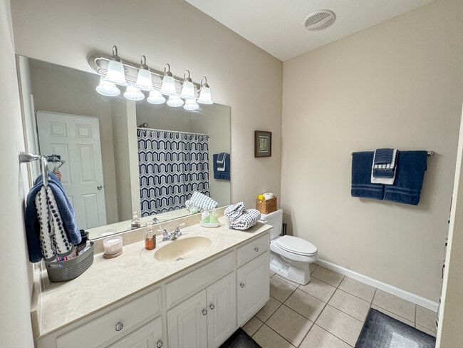 Building Photo - 1131 Trellis Ct