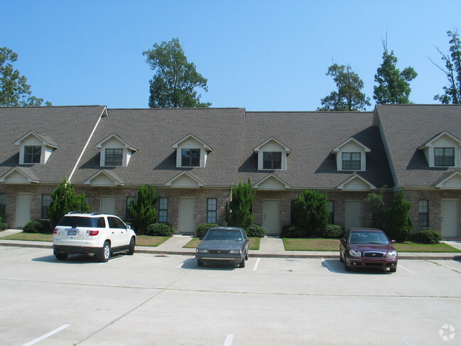 Building Photo - Magnolia Trace Townhomes