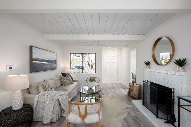 Building Photo - BRIGHT, OPEN LAYOUT SUNNYVALE HOME ||