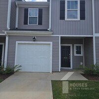 Building Photo - 614 Reese Ln