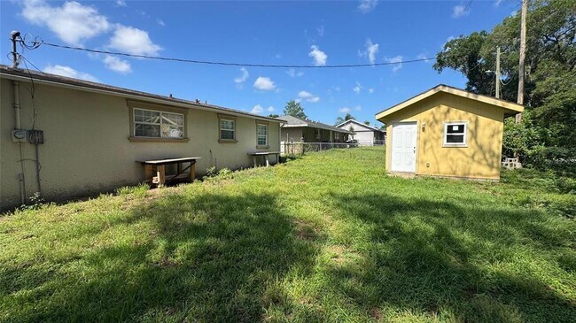 Building Photo - 37321 Safari Dr