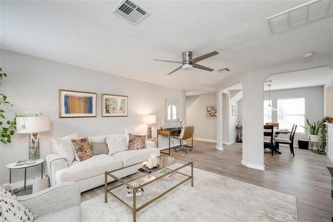 Building Photo - 1712 Anise Dr