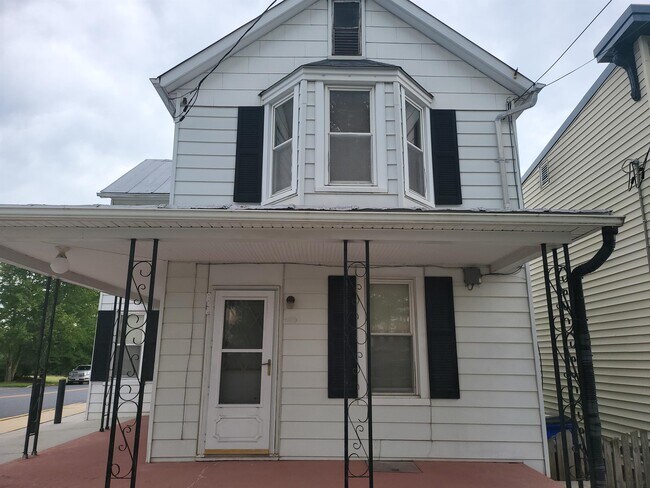 Building Photo - 139 N Seton Ave