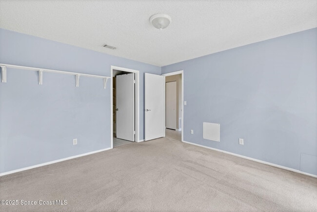 Building Photo - 1712 Stewart Pl