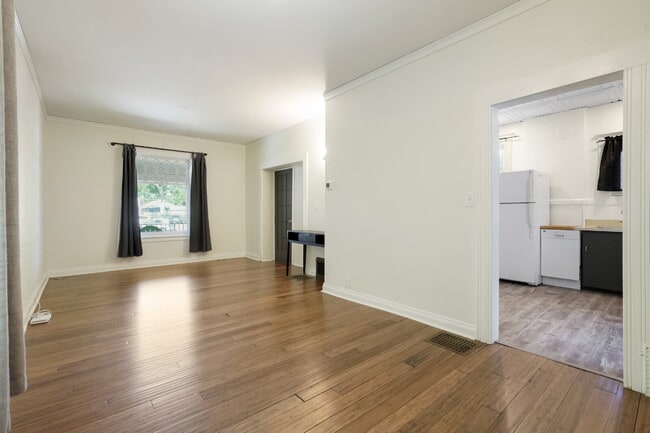 Building Photo - Live in Baker! Historic 2BD Home with Garage, Yard & Simplified Utilities