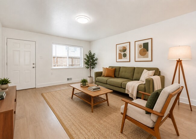Building Photo - Renovated 2 Bed Near Ruby Hill Park | Pet Friendly | Off-Street Parking | W/D Hookups