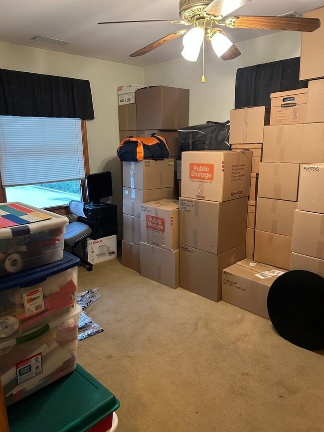 Building Photo - 3130 Sheeler Ave