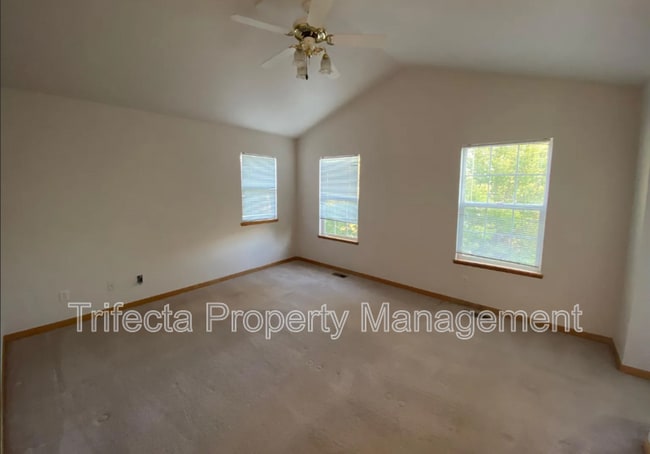 Building Photo - 1333 Fairfield Ave