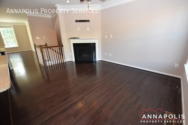 Building Photo - 806 Nancy Lynn Ln